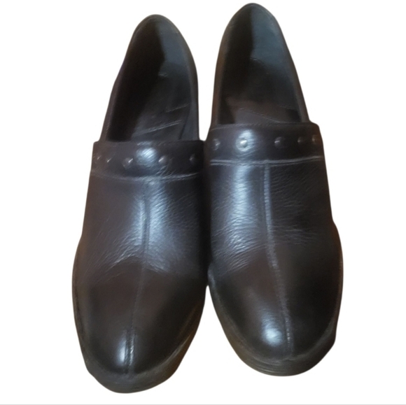 Born Black Leather Slip On Clogs With Stud Detail Western Style Size 8.5 - Picture 7 of 7